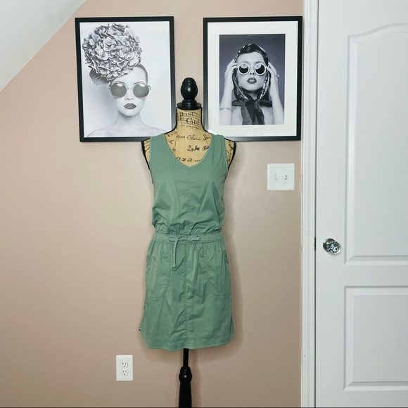 The North Face Dresses & Skirts - The north face woman’s dress